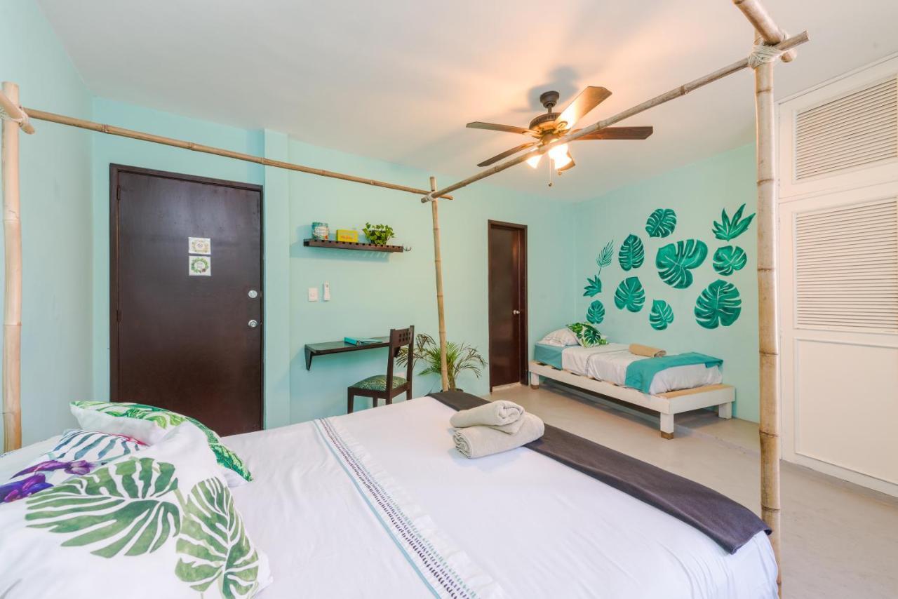 Casa Tropical Hotel Cancun Exterior photo
